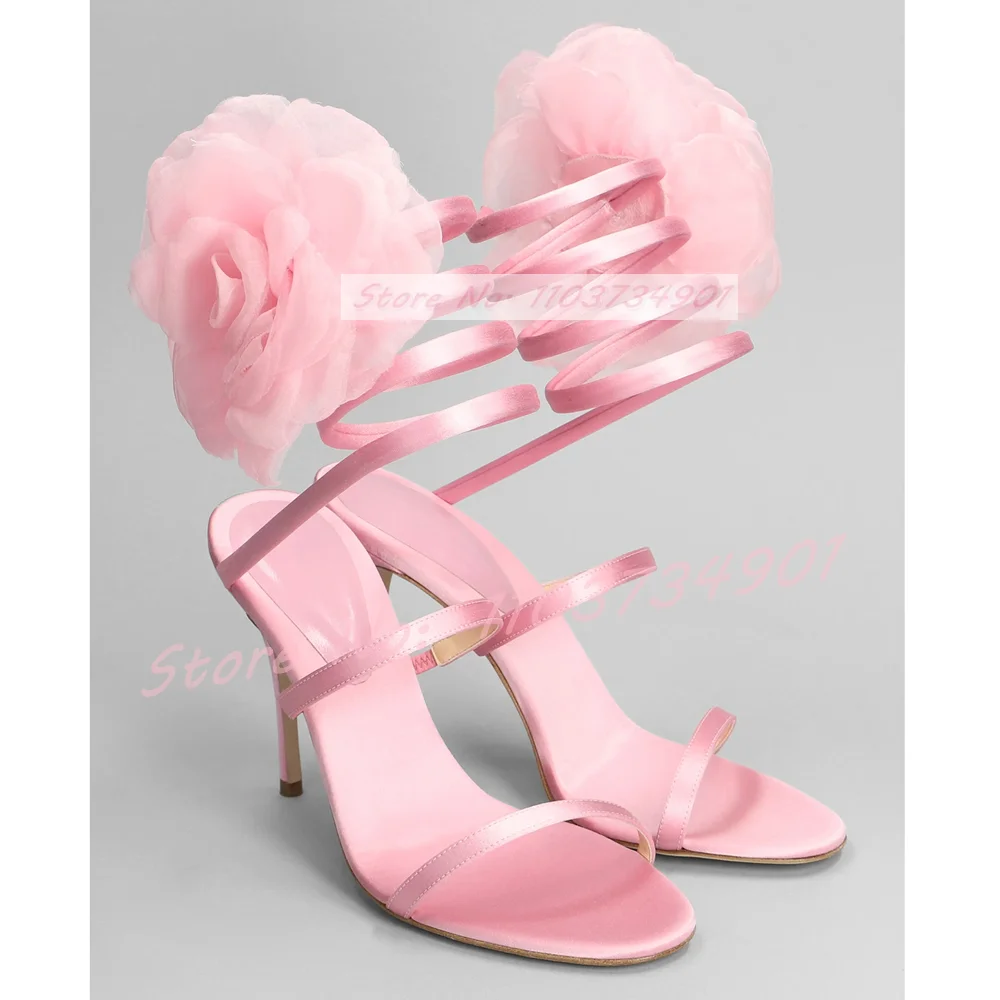 Crossfit Lady - Pink Lace Flower Fairy Cross Strap